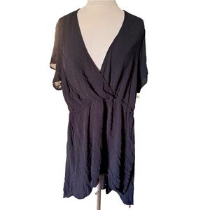 Torrid Women’s Size 2 Black V Neck Tunic Top high Low  Flutter Sleeves dress